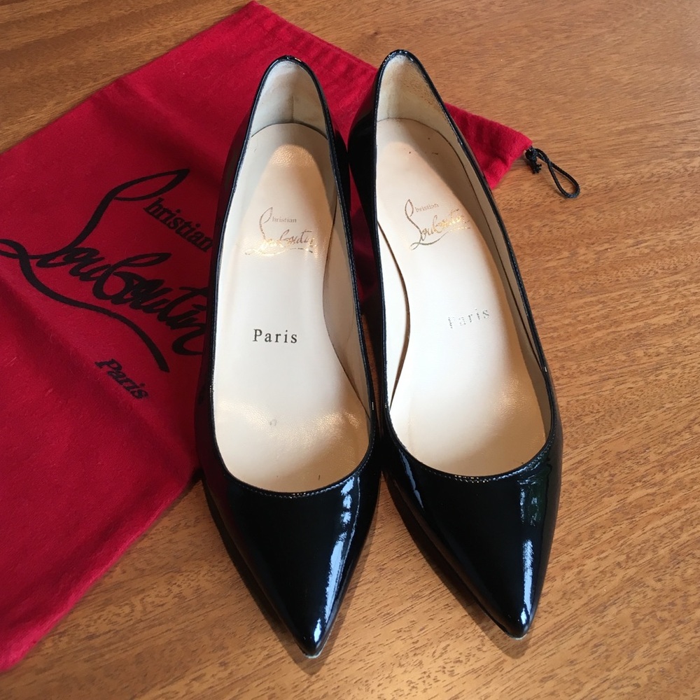 Christian Louboutin Sharka kitten pump